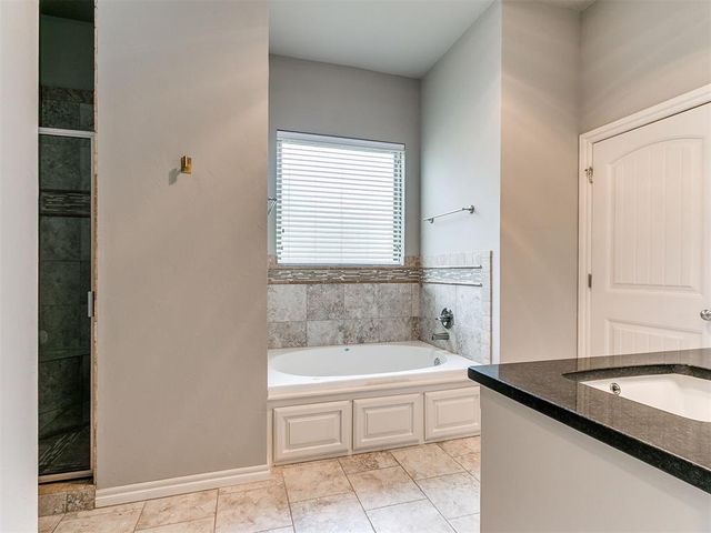 921 Siena Springs Drive, Norman, OK 73071