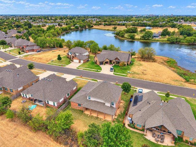 921 Siena Springs Drive, Norman, OK 73071