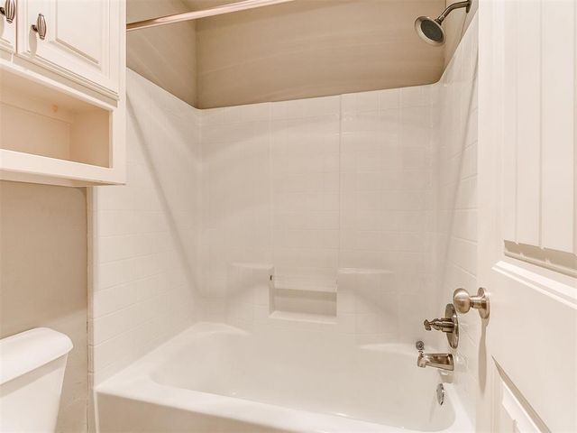 921 Siena Springs Drive, Norman, OK 73071