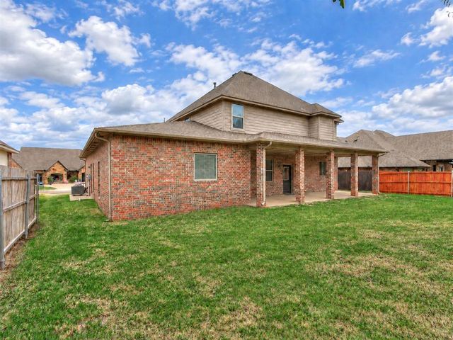 921 Siena Springs Drive, Norman, OK 73071