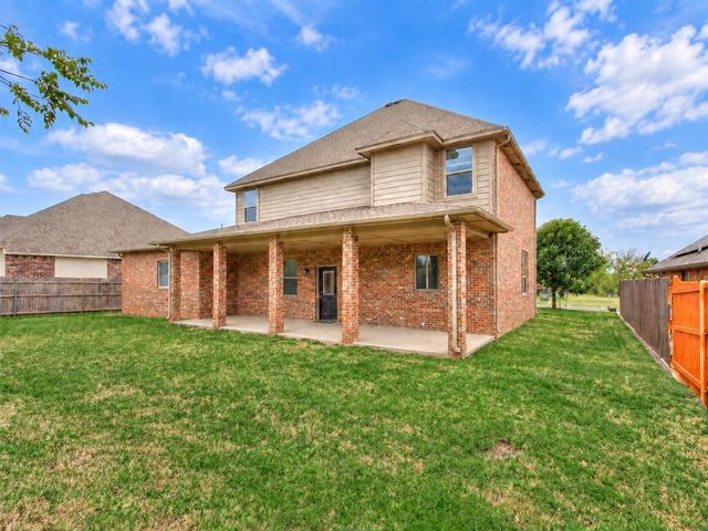 921 Siena Springs Drive, Norman, OK 73071