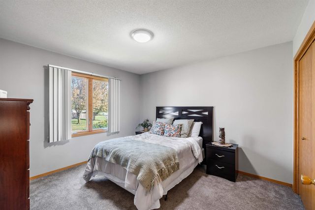 2507 N Cranbrook Ct, Wichita, KS 67226