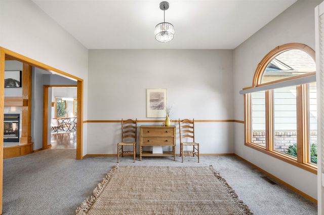 2507 N Cranbrook Ct, Wichita, KS 67226