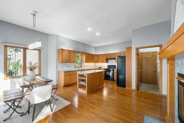 2507 N Cranbrook Ct, Wichita, KS 67226