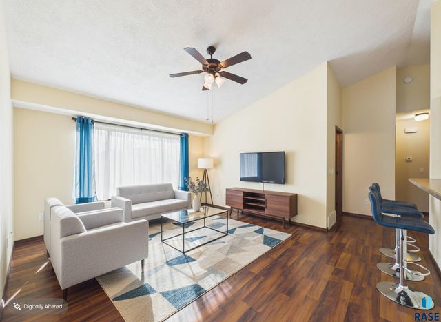 9213 W Norma Trl Trail, Sioux Falls, SD 57106