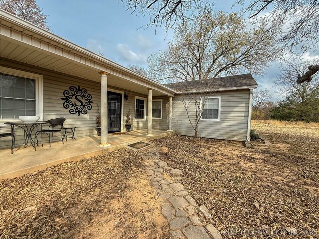 300490 E 1800 Road, Duncan, OK 73533