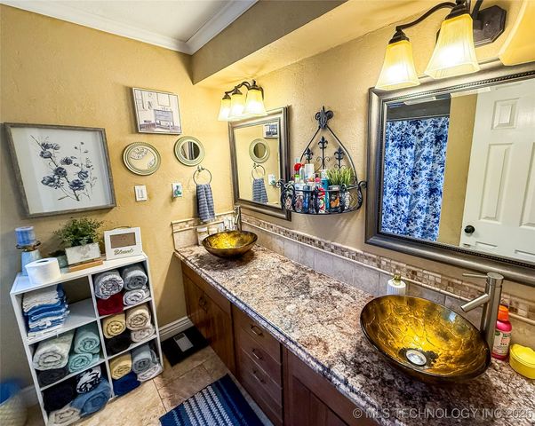 300490 E 1800 Road, Duncan, OK 73533