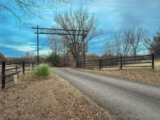 300490 E 1800 Road, Duncan, OK 73533