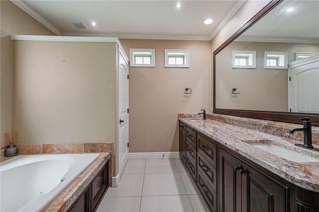 5498 Lonesome Dove, Robstown, TX 78380