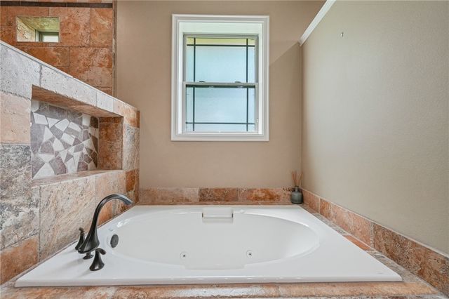 5498 Lonesome Dove, Robstown, TX 78380
