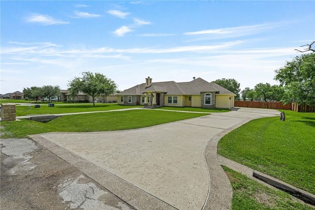 5498 Lonesome Dove, Robstown, TX 78380