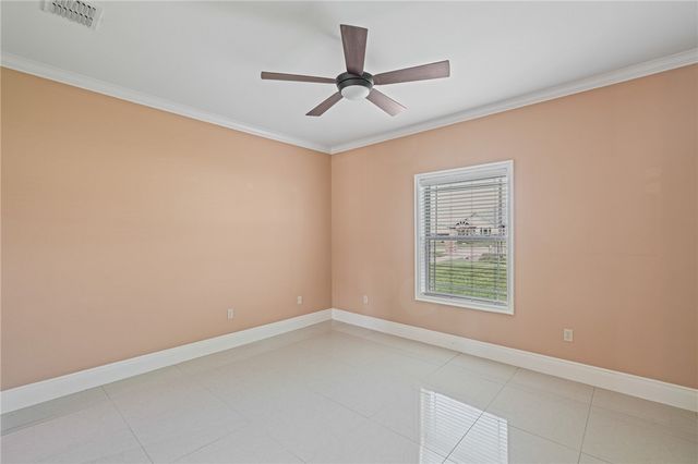 5498 Lonesome Dove, Robstown, TX 78380