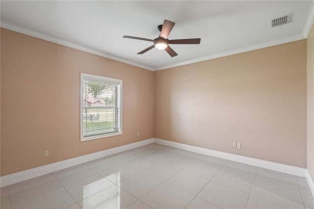5498 Lonesome Dove, Robstown, TX 78380