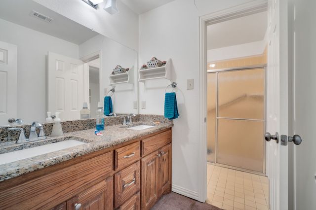 930 Glen Oaks Boulevard, Dallas, TX 75232