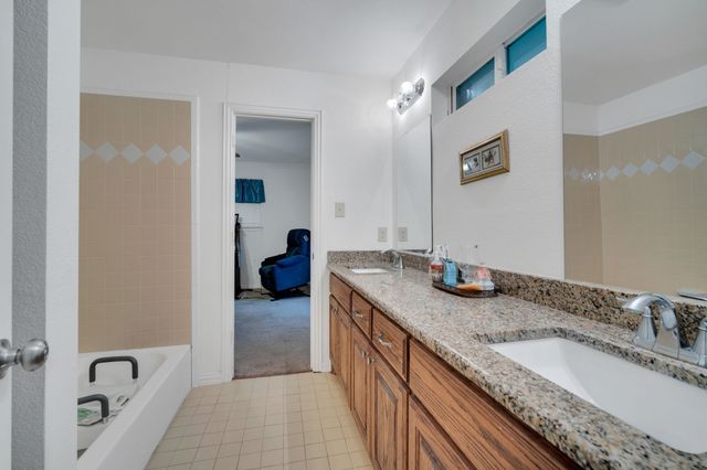 930 Glen Oaks Boulevard, Dallas, TX 75232