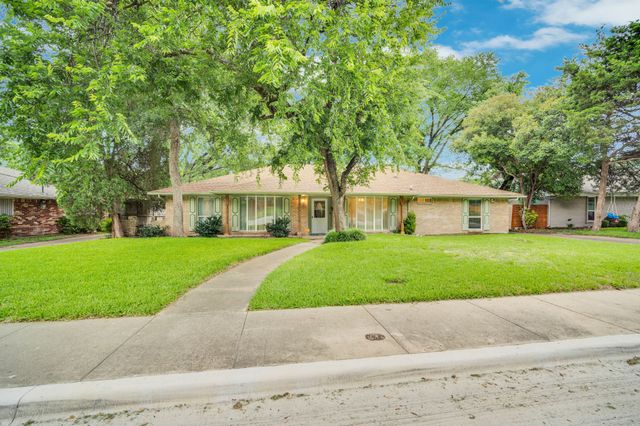 930 Glen Oaks Boulevard, Dallas, TX 75232