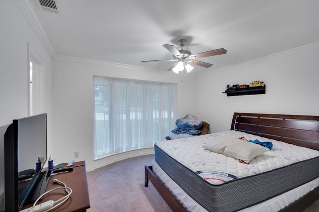930 Glen Oaks Boulevard, Dallas, TX 75232