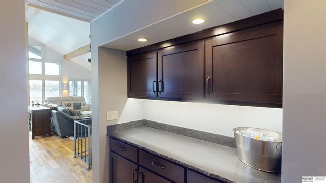 106 Abbey Landing, Valley, NE 68064