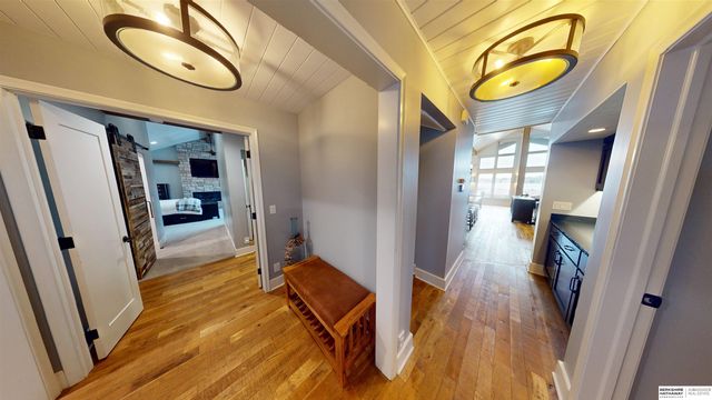 106 Abbey Landing, Valley, NE 68064