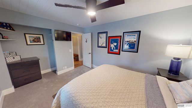 106 Abbey Landing, Valley, NE 68064