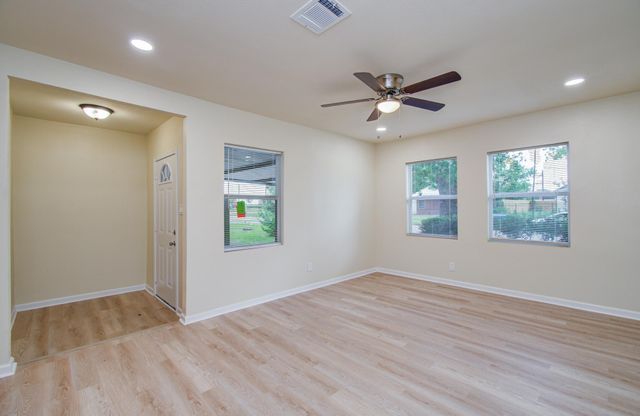 6510 Cherrydale Drive, Houston, TX 77087