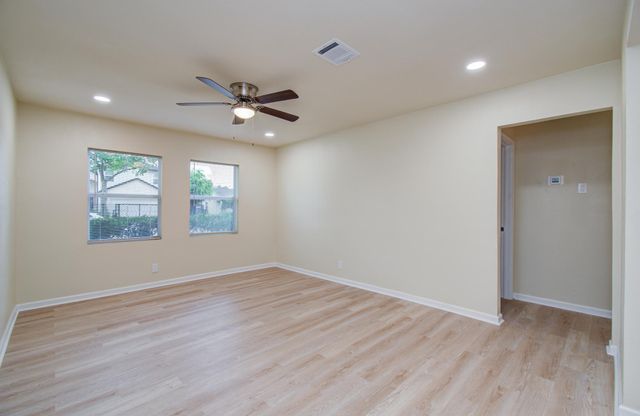 6510 Cherrydale Drive, Houston, TX 77087