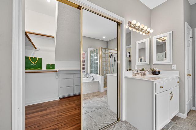 13011 Mossy Ridge Cove, Houston, TX 77041