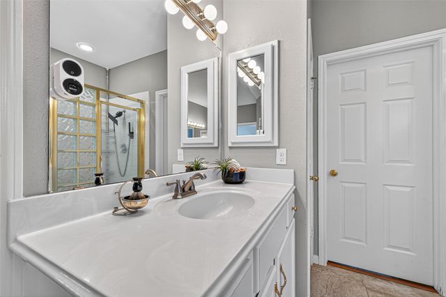 13011 Mossy Ridge Cove, Houston, TX 77041