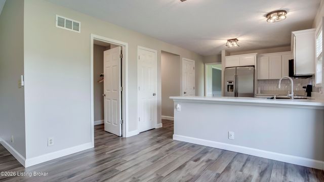 15420 Beckley Hills Dr, Louisville, KY 40245