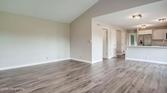 15420 Beckley Hills Dr, Louisville, KY 40245