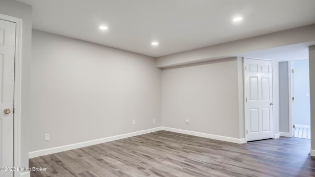 15420 Beckley Hills Dr, Louisville, KY 40245