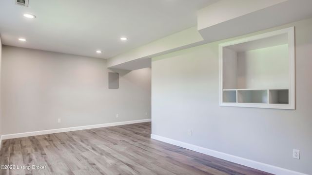 15420 Beckley Hills Dr, Louisville, KY 40245