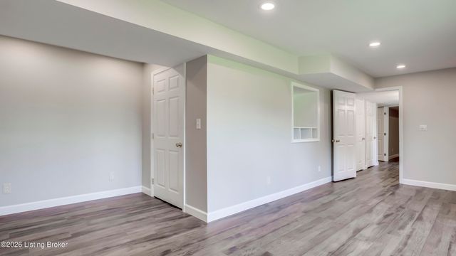 15420 Beckley Hills Dr, Louisville, KY 40245