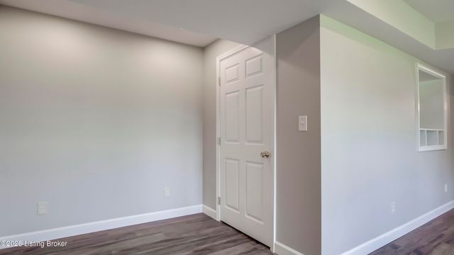 15420 Beckley Hills Dr, Louisville, KY 40245