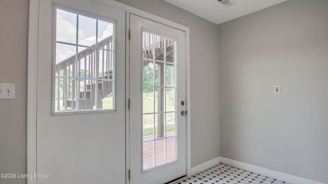 15420 Beckley Hills Dr, Louisville, KY 40245