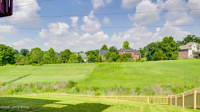 15420 Beckley Hills Dr, Louisville, KY 40245