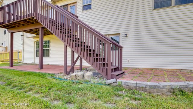 15420 Beckley Hills Dr, Louisville, KY 40245