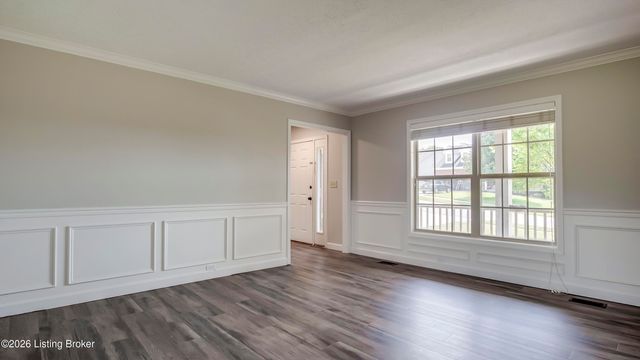 15420 Beckley Hills Dr, Louisville, KY 40245