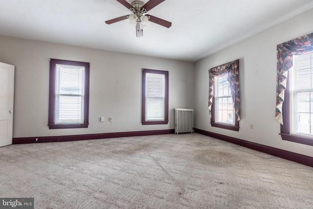 249 YORK ST, Hanover, PA 17331