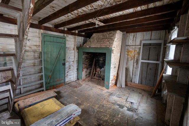 249 YORK ST, Hanover, PA 17331