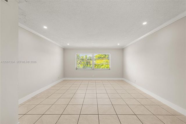 5420 Hollywood Blvd 203, Hollywood, FL 33021