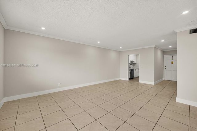 5420 Hollywood Blvd 203, Hollywood, FL 33021