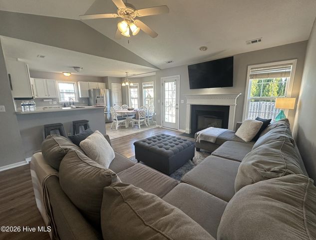 104 Kenmore Court, New Bern, NC 28560