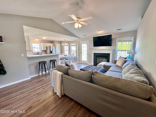 104 Kenmore Court, New Bern, NC 28560