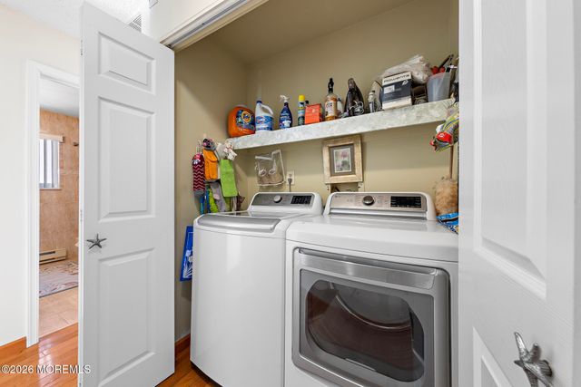 47 Henry Drive, Manahawkin, NJ 08050