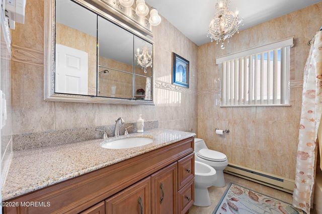 47 Henry Drive, Manahawkin, NJ 08050