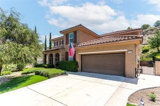 17122 Broken Rock Court, Riverside, CA 92503