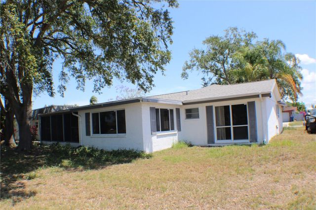 3507 LANDALE DRIVE, Holiday, FL 34691
