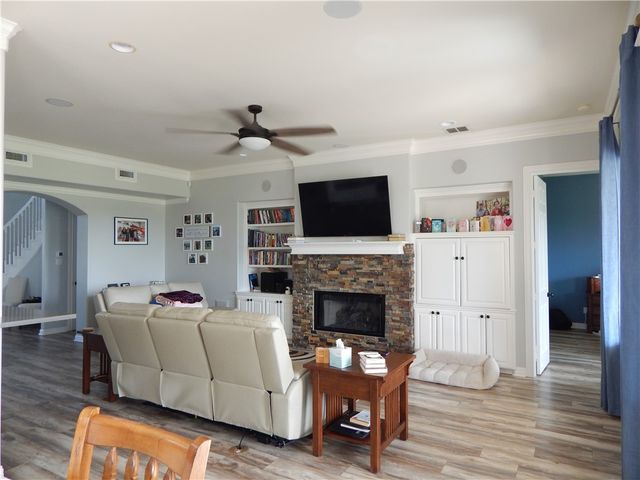 6106 Garden Ct, Corpus Christi, TX 78414