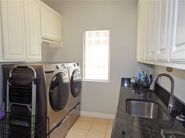 6106 Garden Ct, Corpus Christi, TX 78414